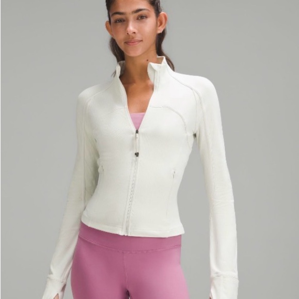 Authentic Lululemon cropped define jacket